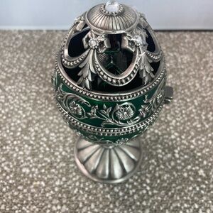 Jane Seymour  Rare Elegant Silver and Green Decorative Egg with Hidden Church.